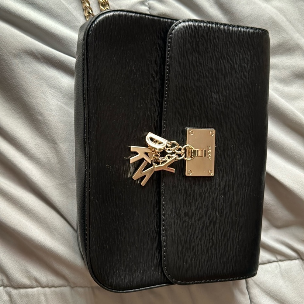 DKNY MILLIE FLAP SHOULDER Purse